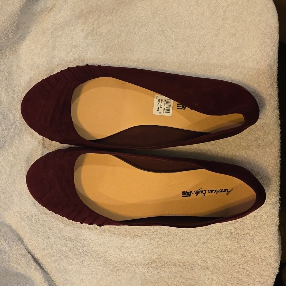 American Eagle burgundy flats slip on shoes with Suede material 13 wide